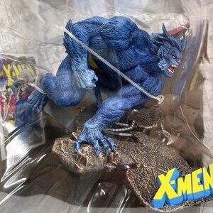 McFarlane Toys Marvel Beast 1:10 Scale Collectible X-Men #1 Statue SEALED CN